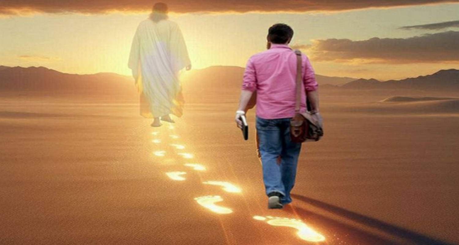 “He who walks uprightly, who does what is right, and who speaks the truth in his heart.” (Psalm 15:2)